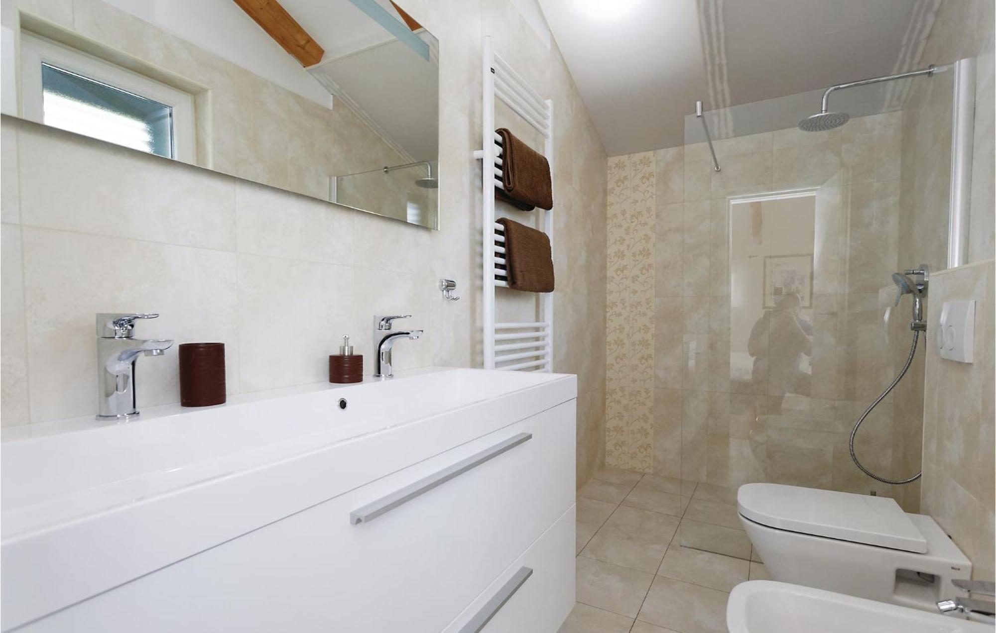 Lovely Home In Sibenik With Wifi ภายนอก รูปภาพ