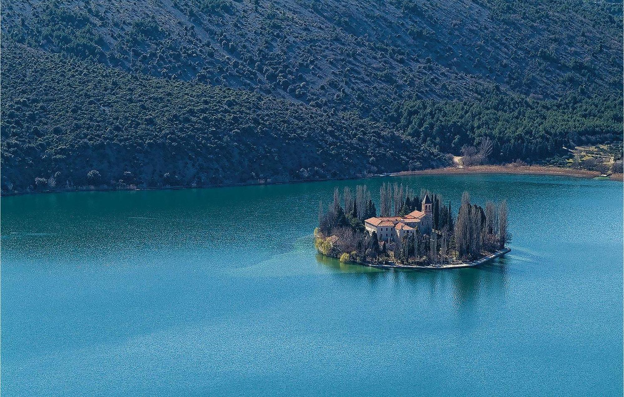 Lovely Home In Sibenik With Wifi ภายนอก รูปภาพ